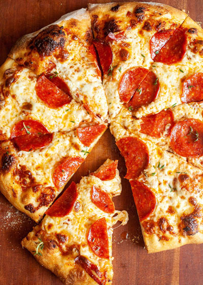 Homemade Pepperoni Pizza Recipe