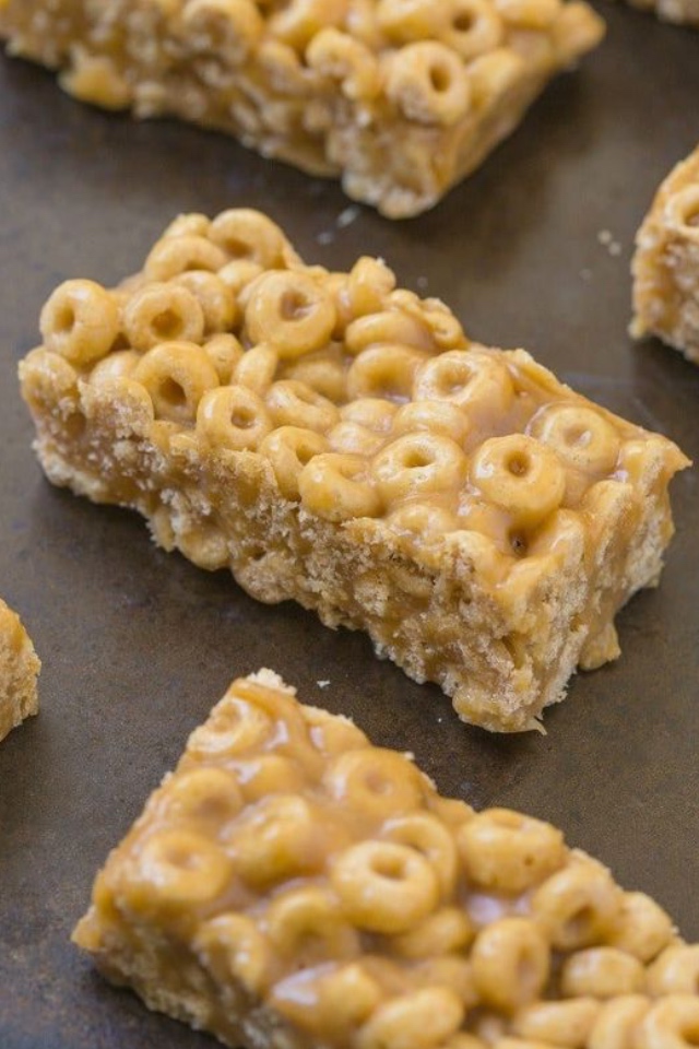 Marshmallows cereal bars