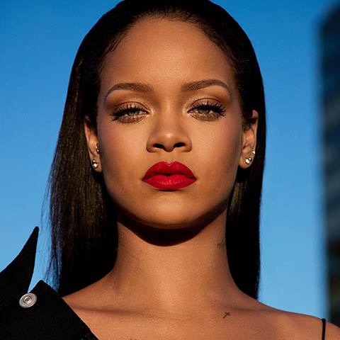 Rihanna makeup looks