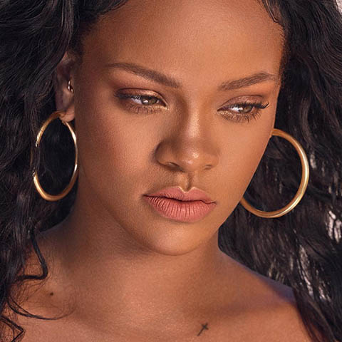 Rihanna makeup looks