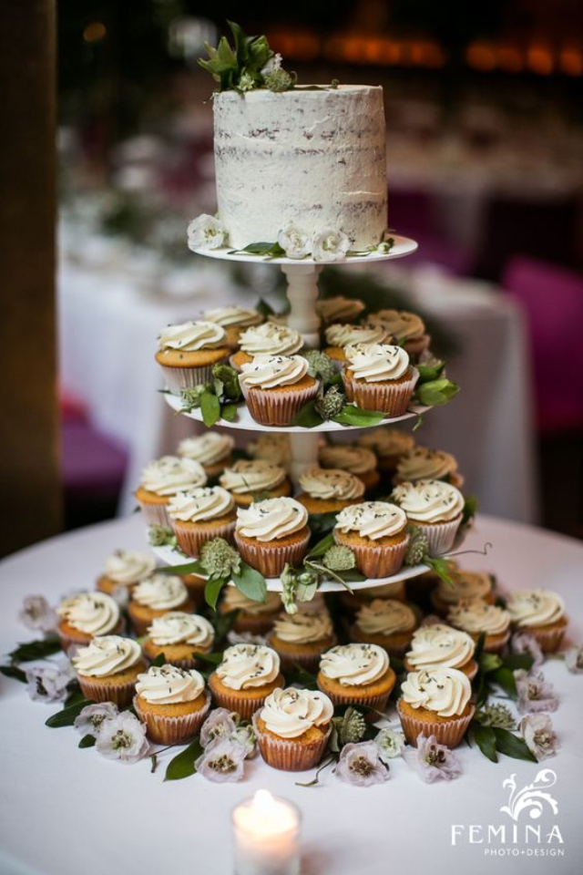 wedding cake/cupcakes